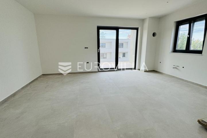 Istra, Umag, NOVOGRADNJA, Stan na prvom katu 64,54 m²