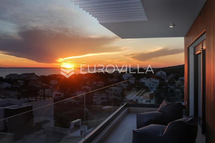 Lun, Jakišnica Pag Luksuzna vila s grijanim bazenom, 4 en, suite sobe i wellnessom, 90 m do mora
