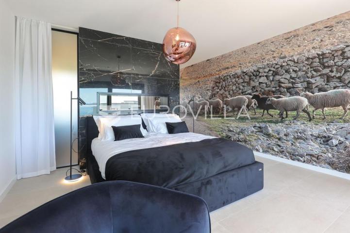 Lun, Jakišnica Pag Luksuzna vila s grijanim bazenom, 4 en, suite sobe i wellnessom, 90 m do mora