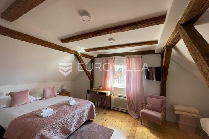 Ogulin, Zagorje, kuća 350 m², novouređena