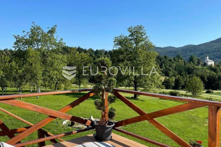 Ogulin, Zagorje, kuća 350 m², novouređena