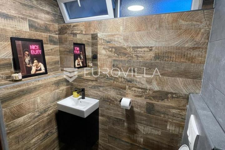 Ogulin, Zagorje, kuća 350 m², novouređena