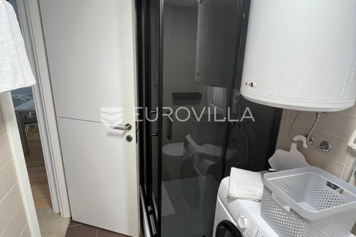 Zadar, Petrčane, moderan jednosoban stan, drugi red od mora, 47.95 m²