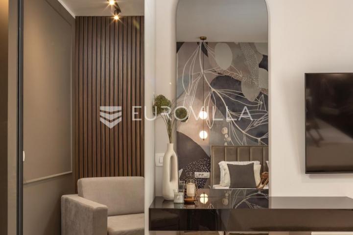 Rijeka, Centar, novouređen luksuzan stan 100 m² s tri apartmana