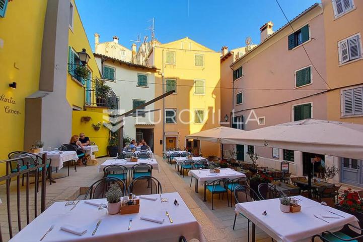 Istra, Rovinj, odlično uhodani restoran na top lokaciji