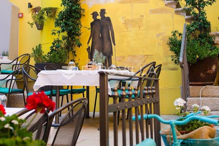 Istra, Rovinj, odlično uhodani restoran na top lokaciji