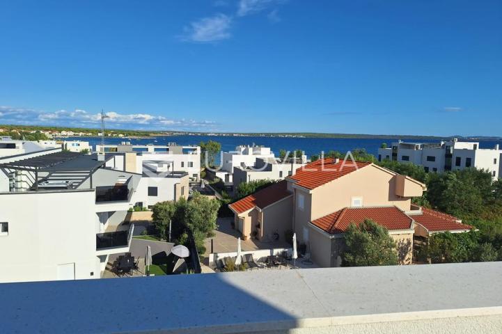 Zadar, Privlaka, penthouse s pogledom na more, 81,98 m²