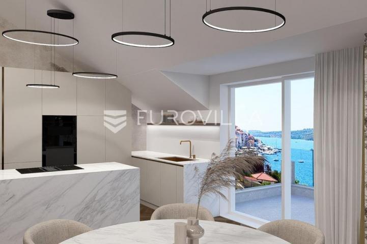 Šibenik, plaža Banj, prekrasan trosoban stan s pogledom na more, 128,30 m²