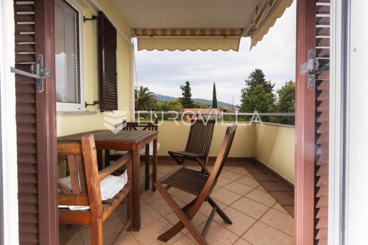 Lovran, Centar, prekrasan dvosoban stan 44 m², panoramski pogled na more