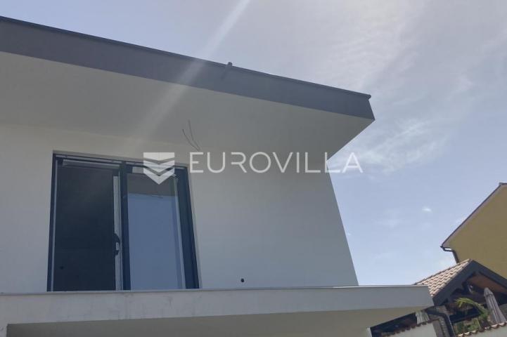 Istra, Zartinj, atraktivna vila 220m2 sa bazenom novogradnja