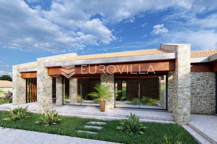 Istra, Rakotule, građevinsko zemljište s ishodovanom dozvolom za villu s bazenom, 1046 m²