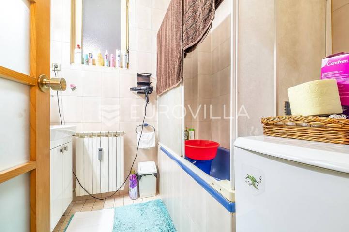 Zagreb, Gornja Dubrava, trosoban stan 68 m2