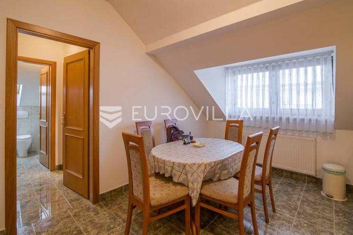 Zagreb, Maksimir, prekrasna obiteljska kuća na zemljištu 1450 m²