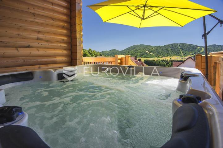 Mrkopalj, prekrasna drvena kuća 150 m2 u srcu Gorskog Kotara