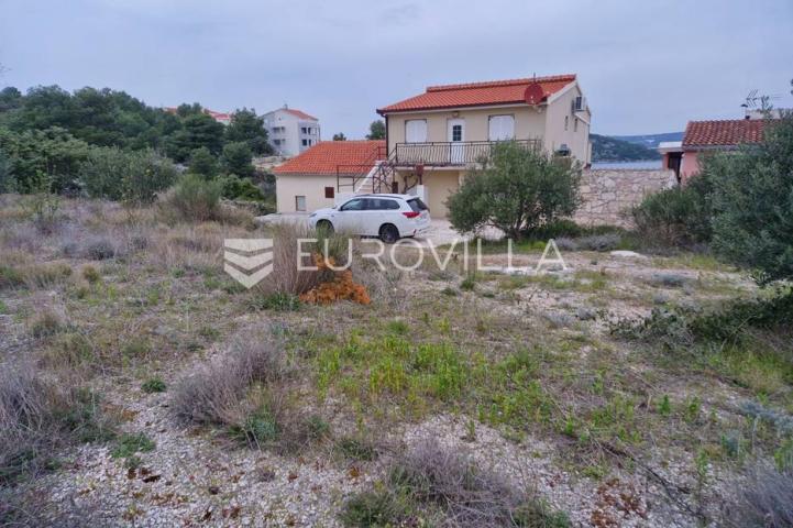 Ražanj, građevinsko zemljište 746 m²