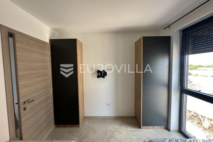Istra, Medulin, odličan trosoban stan s POGLEDOM NA MORE, 62.73 m²