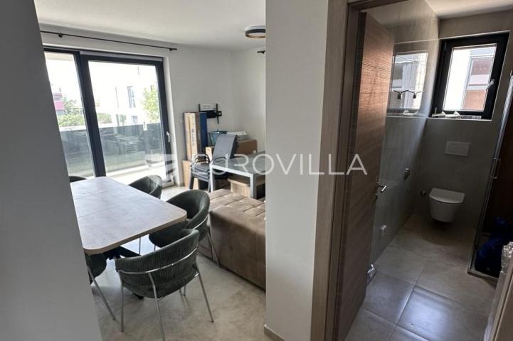 Istra, Medulin, odličan trosoban stan s POGLEDOM NA MORE, 62.73 m²