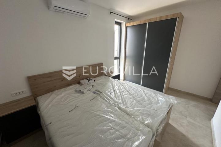 Istra, Medulin, odličan trosoban stan s POGLEDOM NA MORE, 62.73 m²