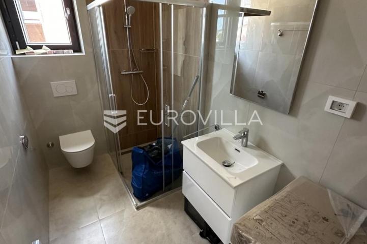 Istra, Medulin, odličan trosoban stan s POGLEDOM NA MORE, 62.73 m²