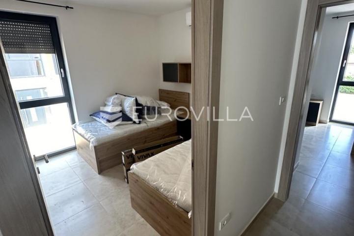 Istra, Medulin, odličan trosoban stan s POGLEDOM NA MORE, 62.73 m²