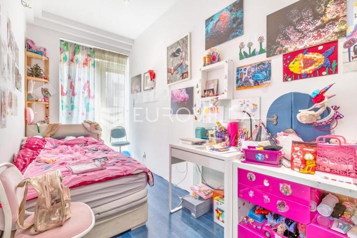 Zagreb, Centar, Domagojeva ulica, četverosoban stan 71 m2
