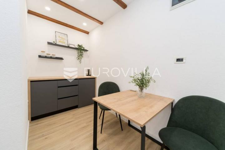 Istra, Umag, novouređeni aparthotel u blizini mora, 400m2