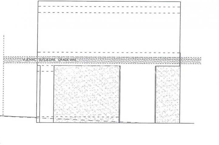 Pula, trosoban stan u  širem centru grada, NKP 53,53 m2