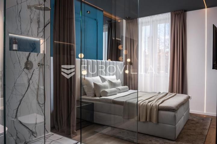 Rijeka, Centar, novouređen luksuzan stan 105 m² s tri apartmana