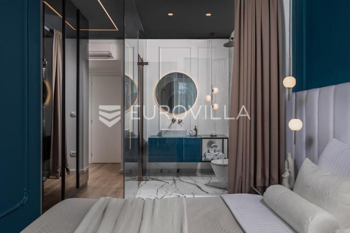 Rijeka, Centar, novouređen luksuzan stan 105 m² s tri apartmana