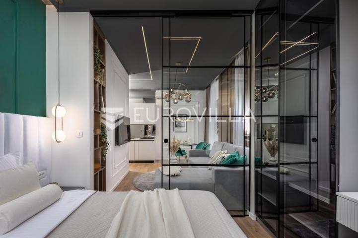 Rijeka, Centar, novouređen luksuzan stan 105 m² s tri apartmana