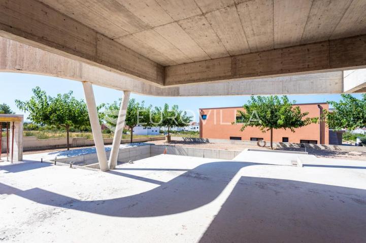 Vodice, prekrasna i prostrana vila s bazenom, 730,25 m²