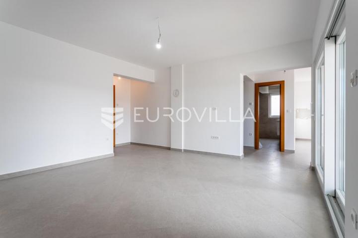 Primošten, moderan stan, 146,9 m²