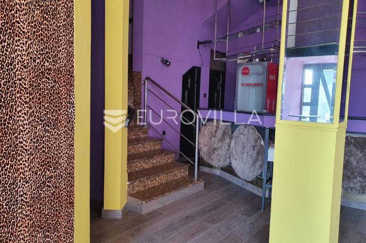 Sesvete stambeno poslovna kuća 290 m2 na zemljištu od 616 m2