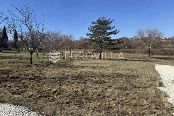 Istra, Poreč, okolica - građevinsko zemljište 1161 m2 na odličnoj poziciji 
