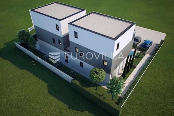 Istra, Žbandaj, moderna dvojna kuća s pogledom na more i bazenom