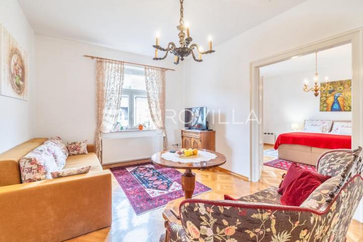 Zagreb, Ilica, građanski četverosobni stan, 103 m² Garaža