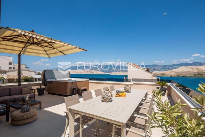 Pag prekrasna villa sa pogledom na more 350 m² na 200 metara od mora