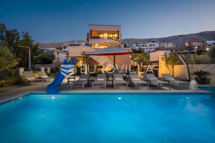 Pag prekrasna villa sa pogledom na more 350 m² na 200 metara od mora