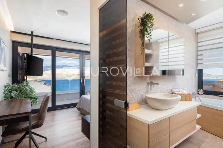 Pag prekrasna villa sa pogledom na more 350 m² na 200 metara od mora