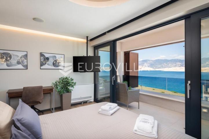 Pag prekrasna villa sa pogledom na more 350 m² na 200 metara od mora