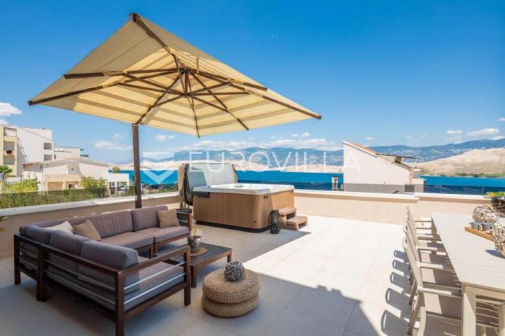 Pag prekrasna villa sa pogledom na more 350 m² na 200 metara od mora