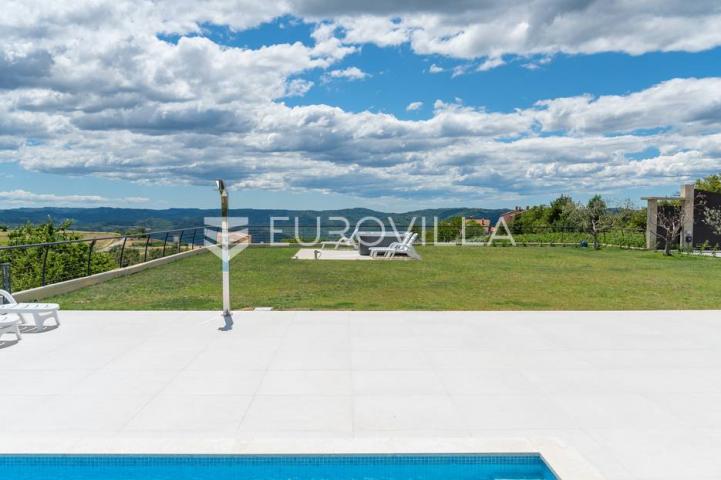 Istra, Vrh, Villa s predivnim panoramskim pogledom