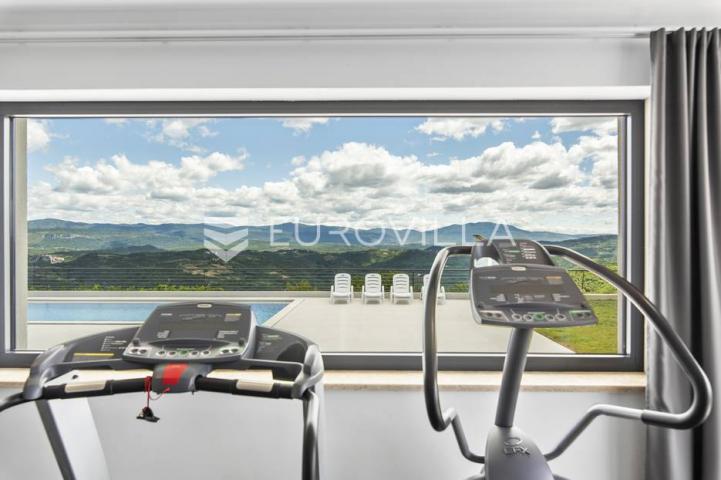 Istra, Vrh, Villa s predivnim panoramskim pogledom