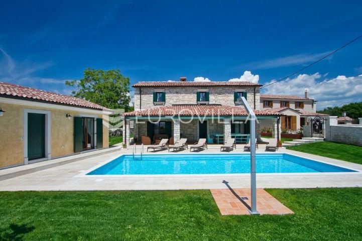 Istra, Poreč - elegantna kamena vila s bazenom, iznimno kvalitete gradnje