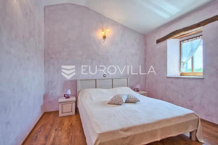 Istra, Poreč - elegantna kamena vila s bazenom, iznimno kvalitete gradnje
