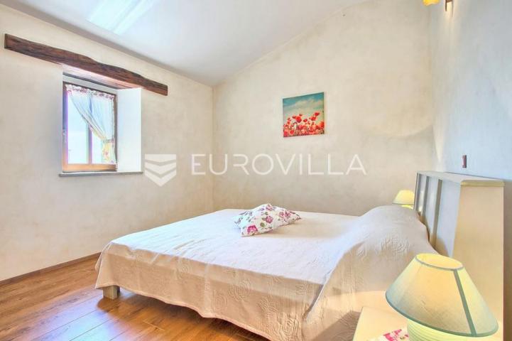 Istra, Poreč - elegantna kamena vila s bazenom, iznimno kvalitete gradnje