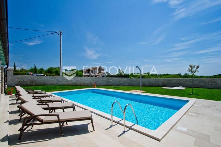 Istra, Poreč - elegantna kamena vila s bazenom, iznimno kvalitete gradnje
