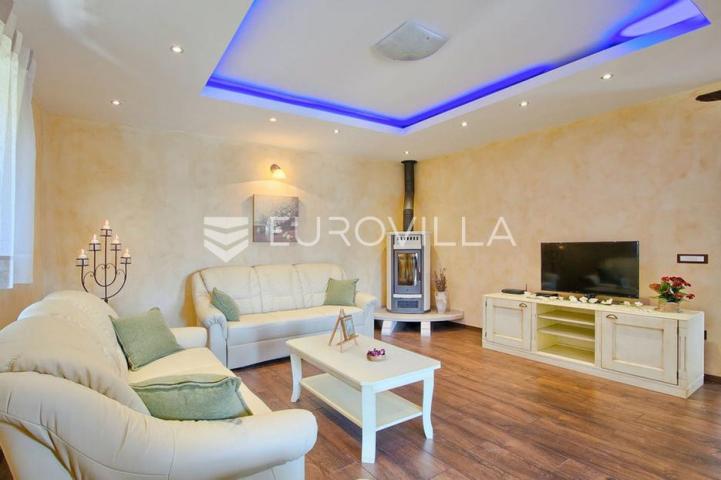Istra, Poreč - elegantna kamena vila s bazenom, iznimno kvalitete gradnje