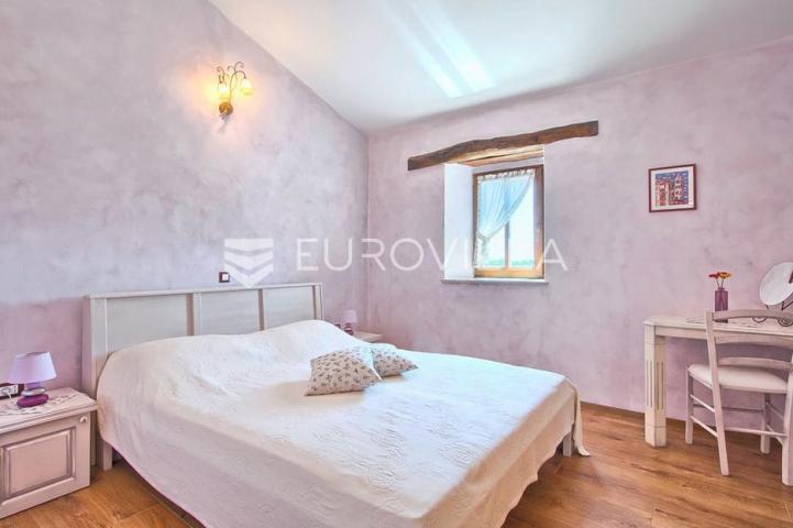 Istra, Poreč - elegantna kamena vila s bazenom, iznimno kvalitete gradnje