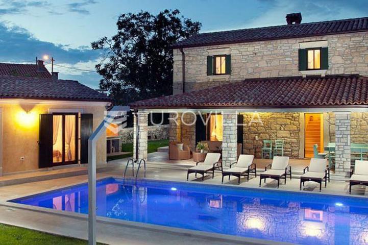 Istra, Poreč - elegantna kamena vila s bazenom, iznimno kvalitete gradnje